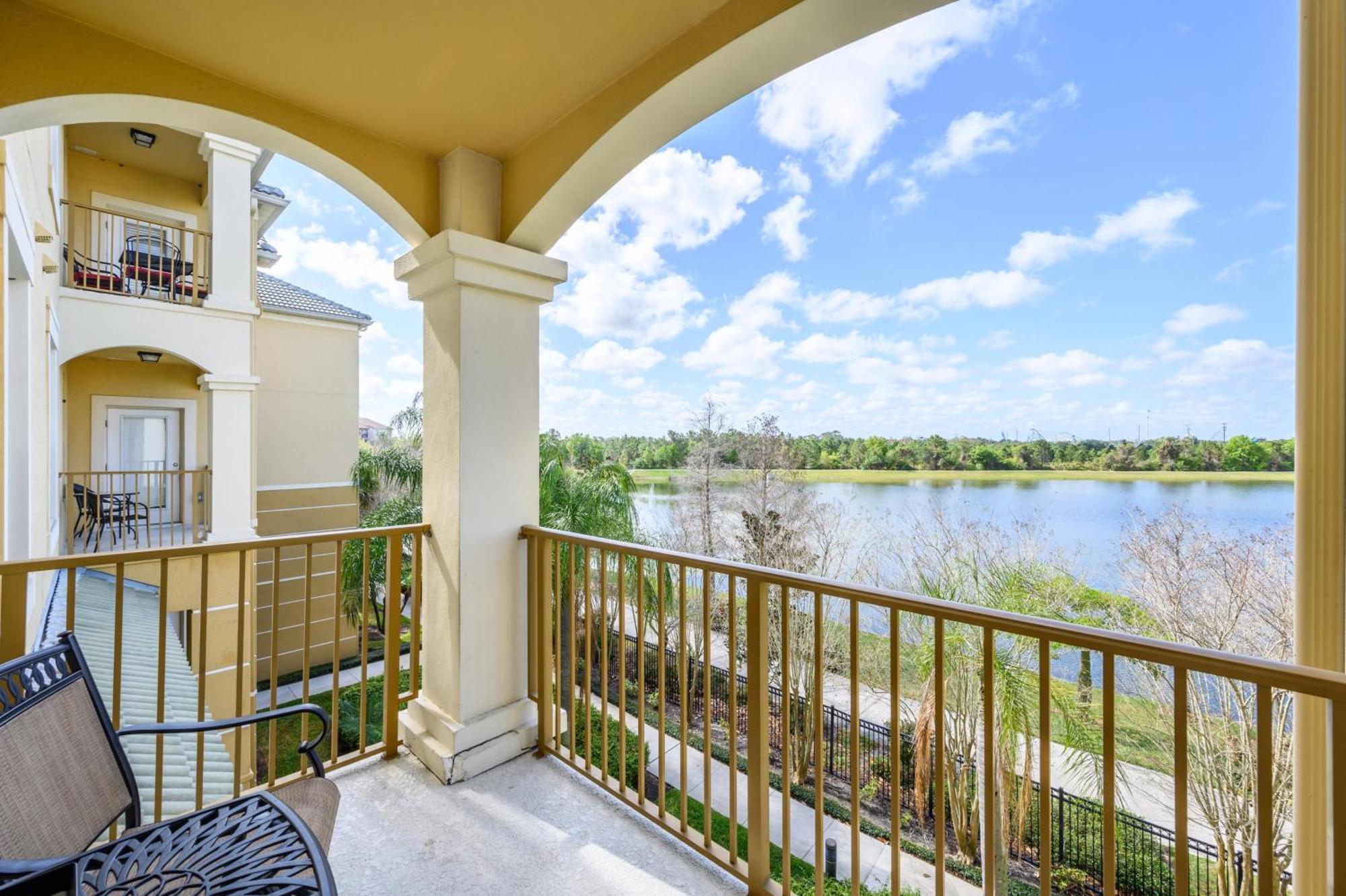 Beautiful Vista Cay, Near Parks! - 3006 Apartment *