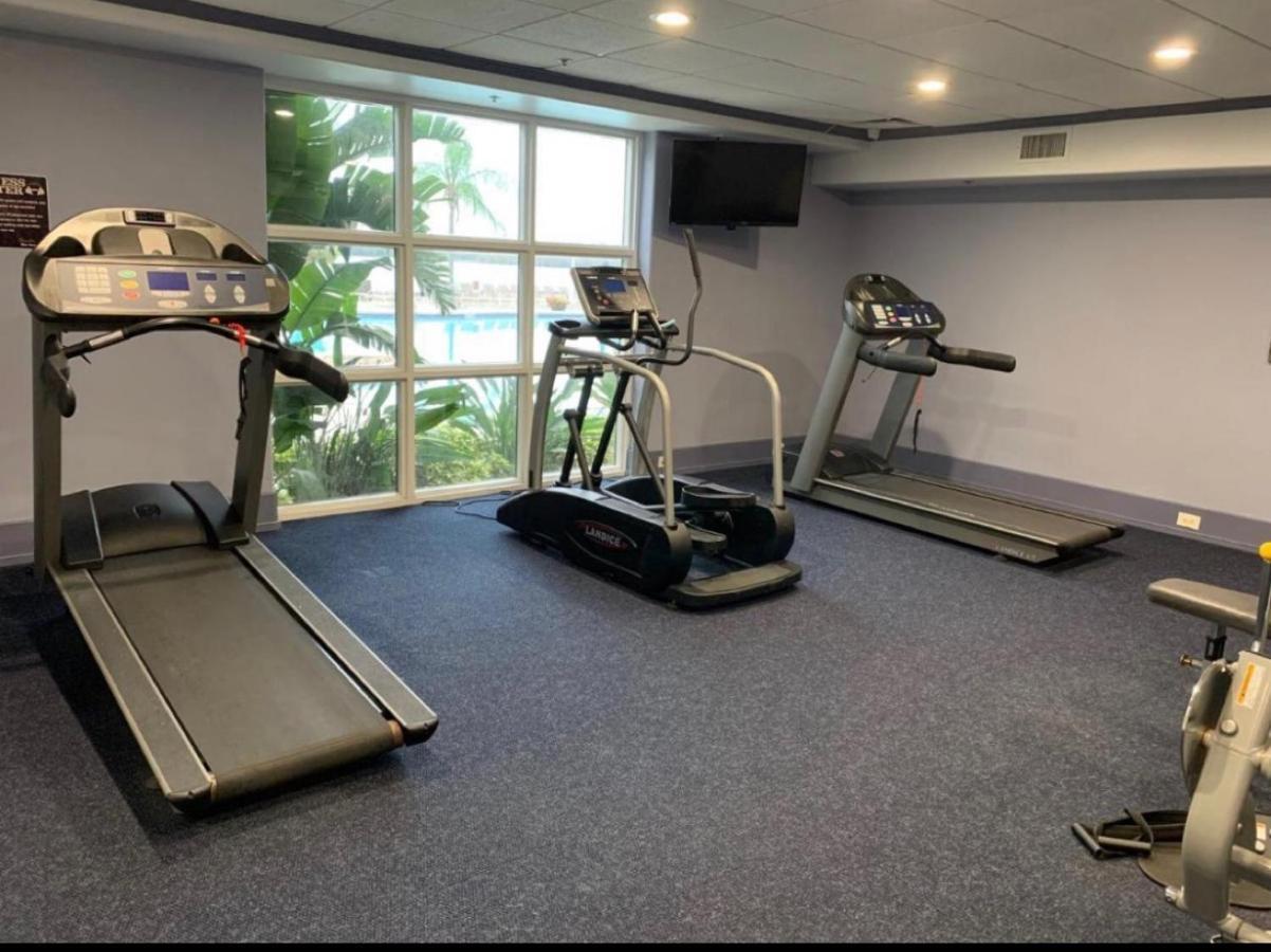 Apartment Blue Heron Retreat: Proximity & Dining Convenience
