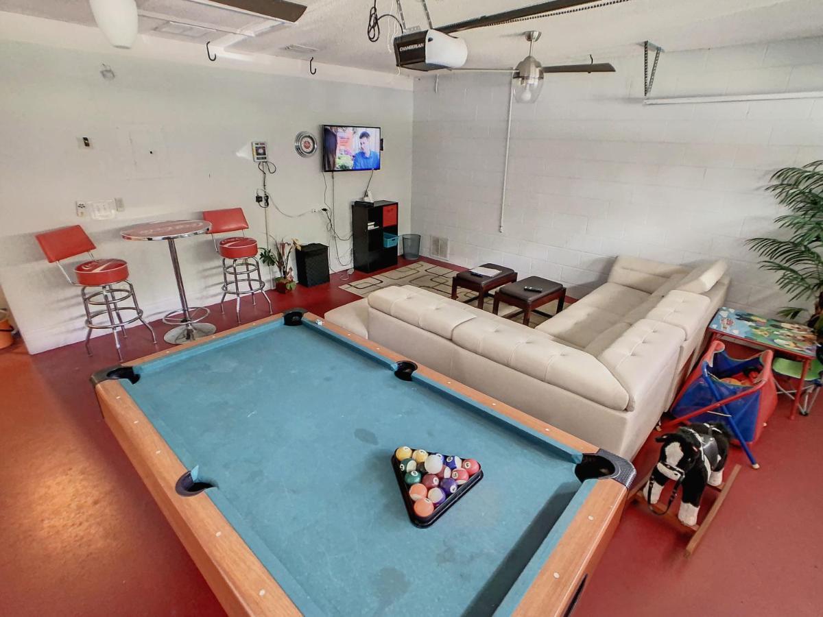 Upgraded Game , Pool Spa, Universal , Close By *