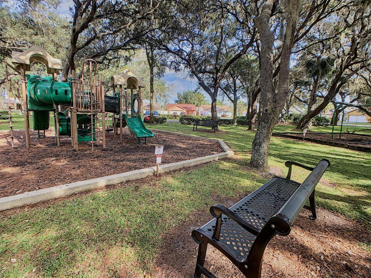 Upgraded Game , Pool Spa, Universal , Close By Holiday home