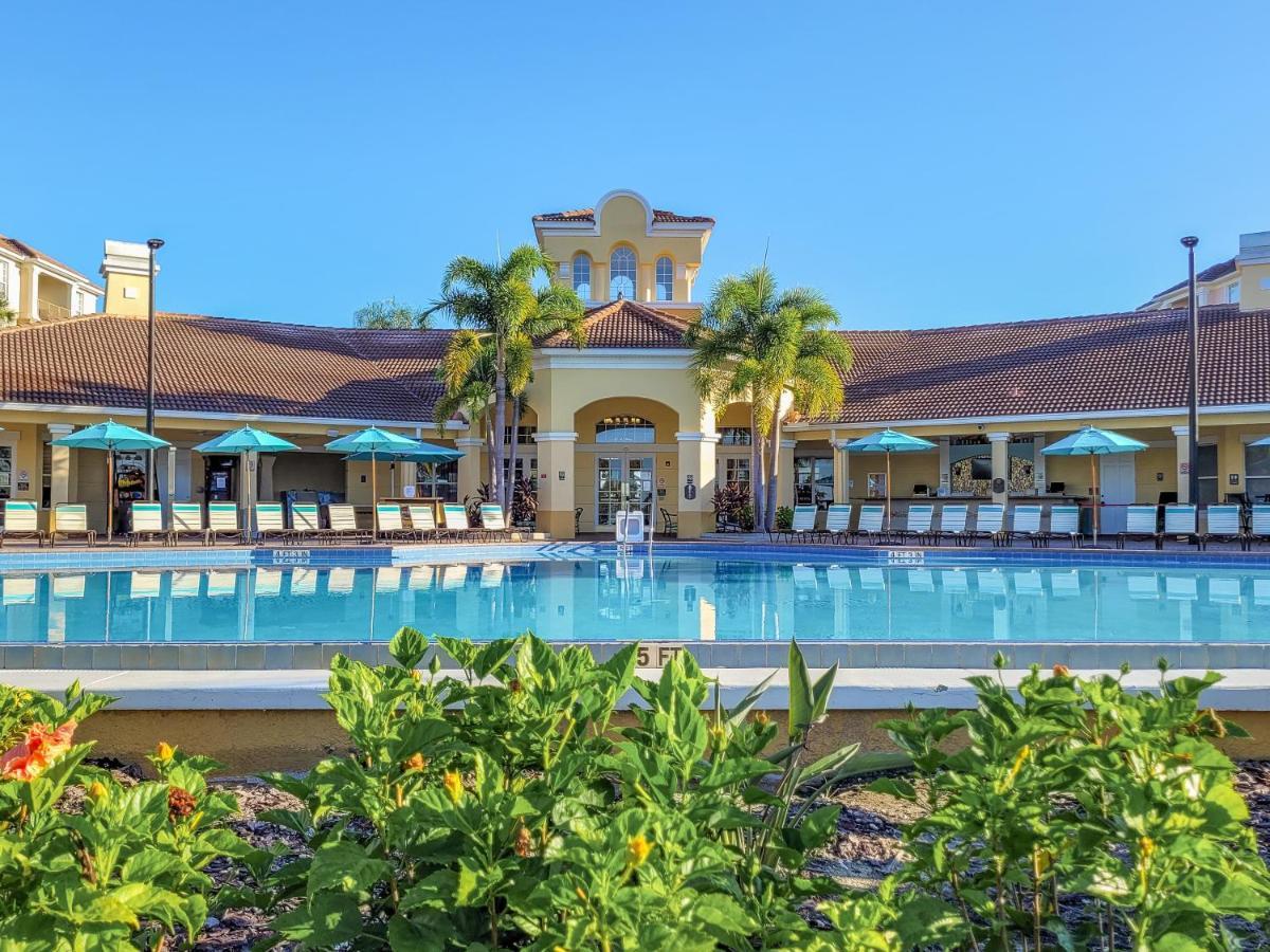 4br 2bath Balcony 5min Conv Center 2020ft Holiday home