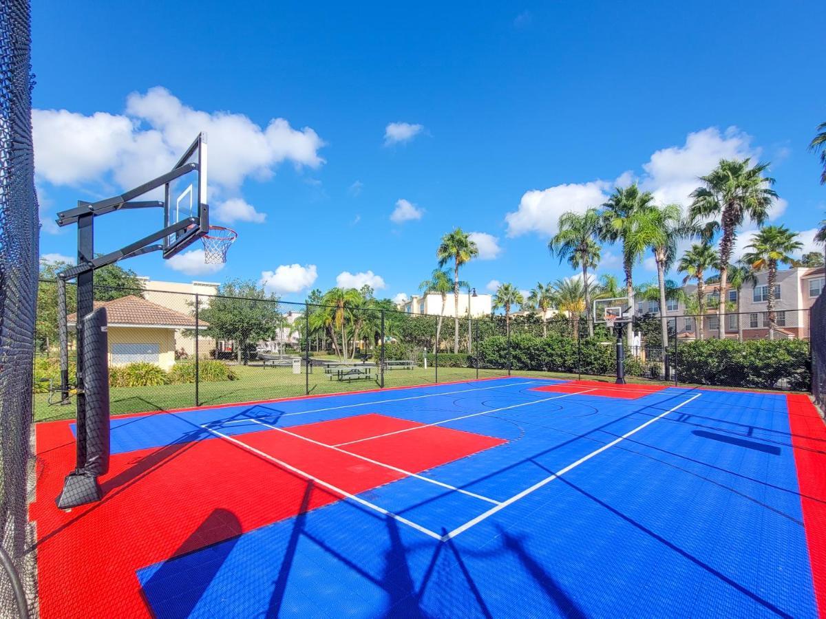 4br 2bath Balcony 5min Conv Center 2020ft *