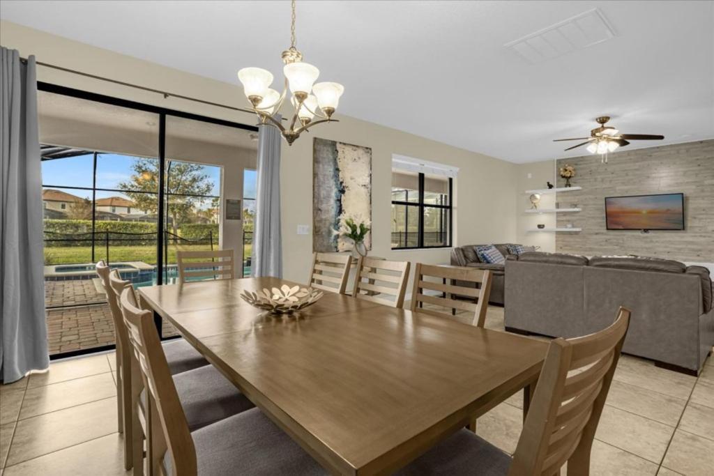 5 Bedrooms- 4,5 Bathrooms- Champions Gate1404 Mv Holiday home Orlando