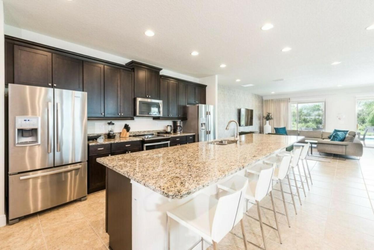 Luxury 9 Bedrooms With Private Pool And Grill 261 Orlando