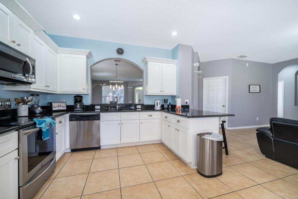 Holiday home Private Pool, Spacious Game For The Kids! *