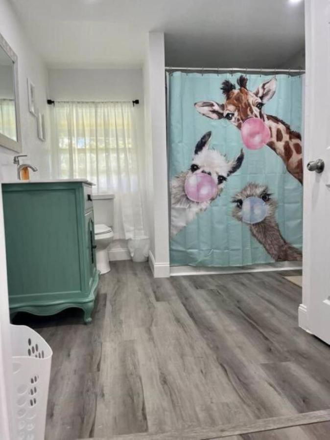 Close To And The Beaches Full House 3/3 Holiday home
