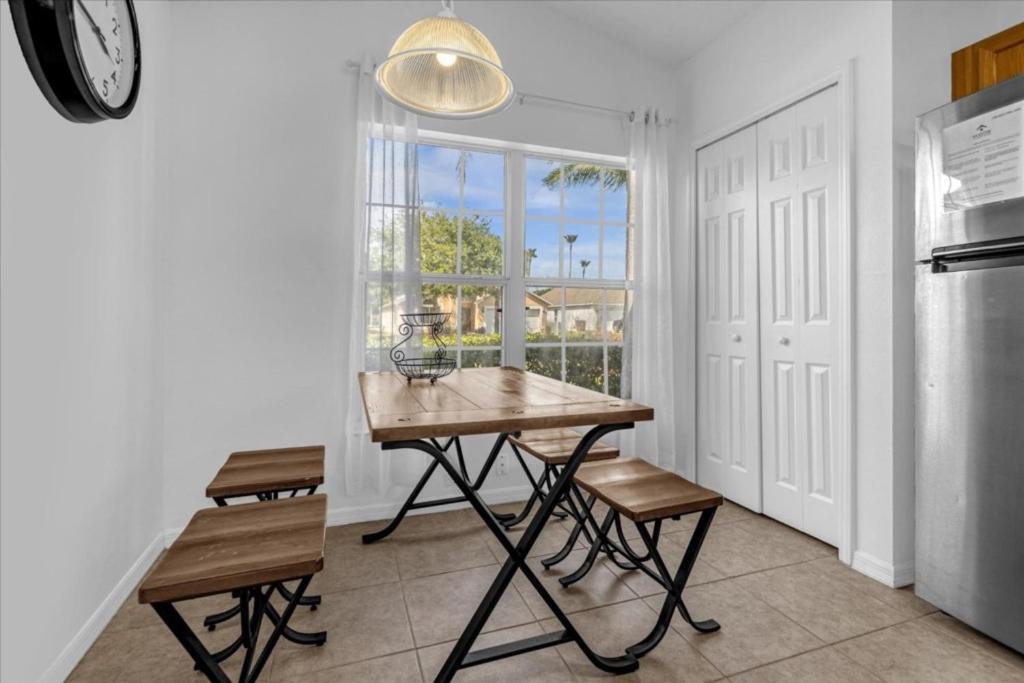 3 Bedrooms - 2 Bathrooms - Berkley 1076 Lb Holiday home