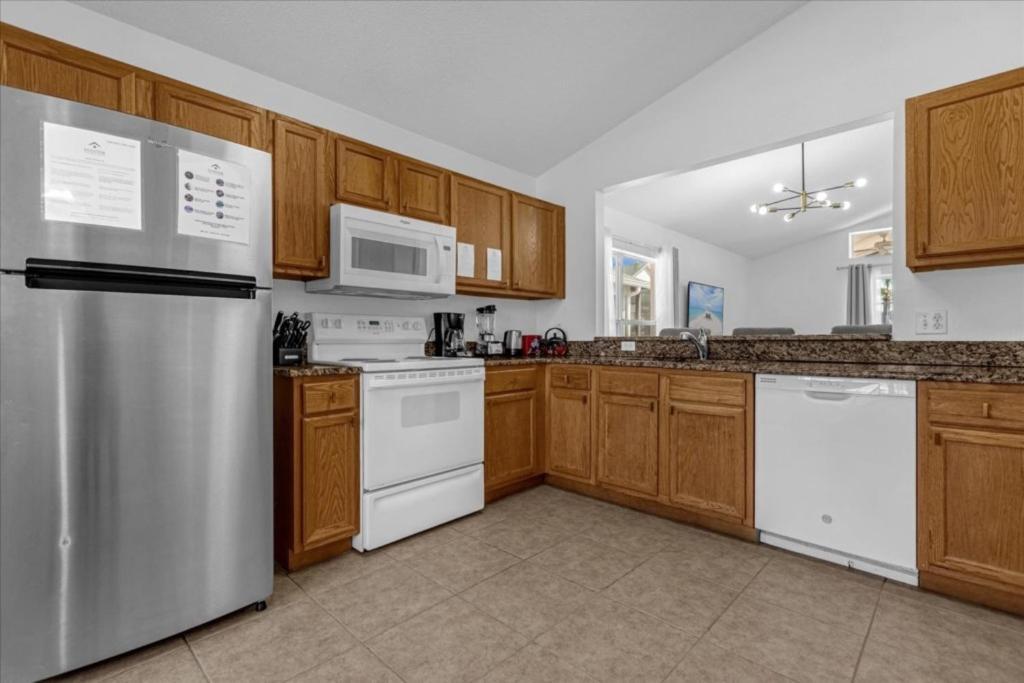 3 Bedrooms - 2 Bathrooms - Berkley 1076 Lb * Orlando