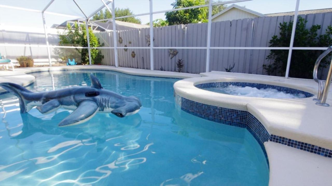 Upgraded Game , Pool Spa, Universal , Close By Holiday home Orlando