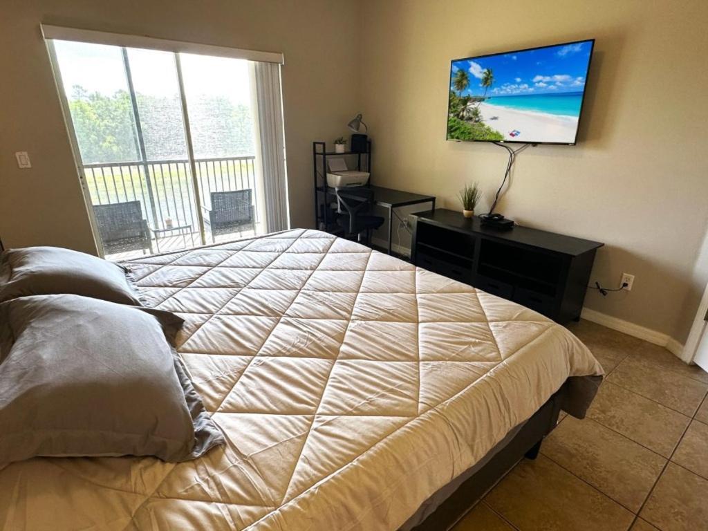 Apartment Only 10 Minutes From 3bd Family 2761