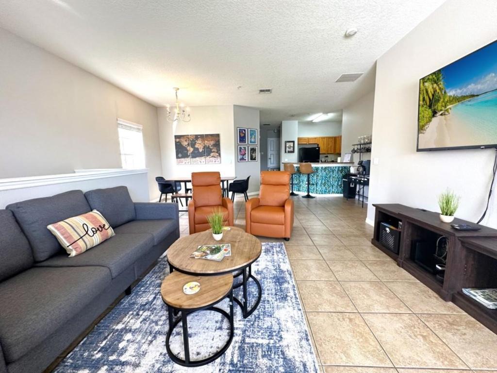 Only 10 Minutes From 3bd Family 2761 Orlando