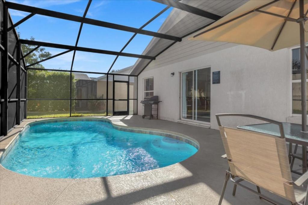 3 Bedrooms - 2 Bathrooms - Indian Creek 2559 Bc