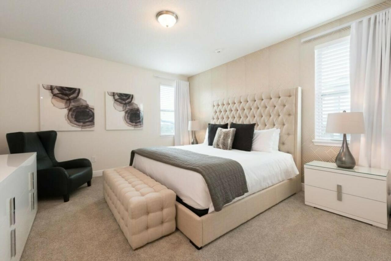 Luxury 9 Bedrooms With Private Pool And Grill 261 Orlando