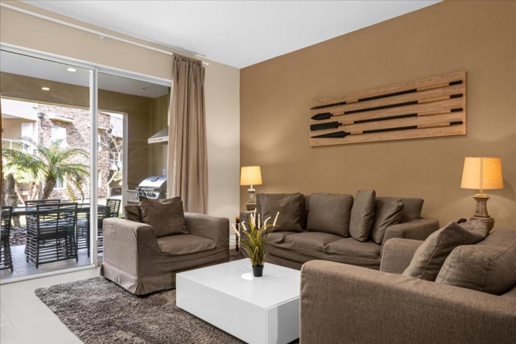 3 Bedroom- 3,5 Bathroom- Magic Village 7657 As *