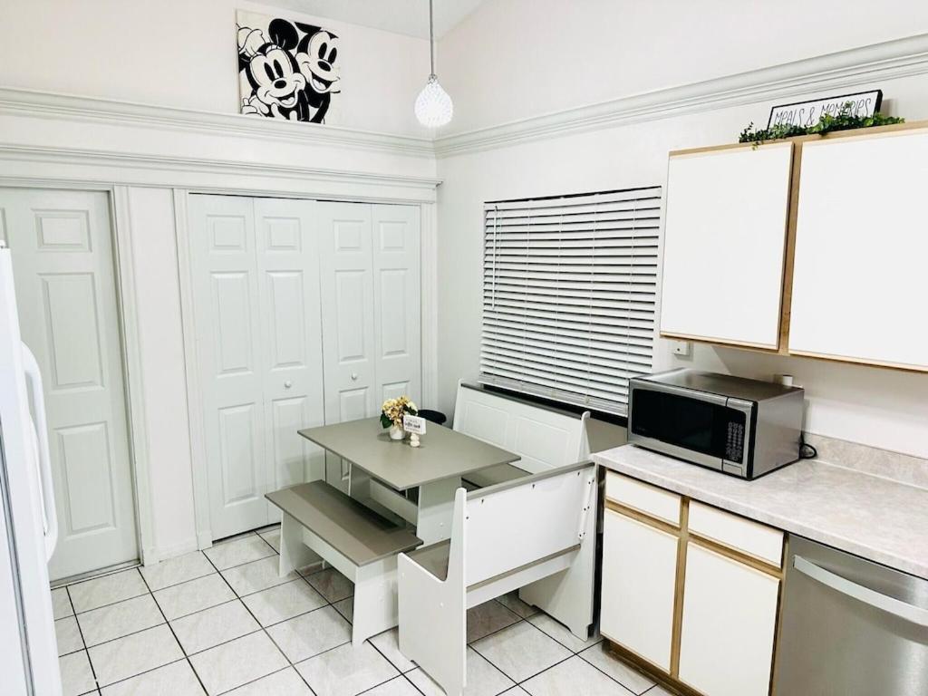 Holiday home Themed - 10 Miles From Parks