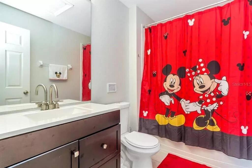 Holiday home Minutes To Disney, Free Water Park & Private Pool *