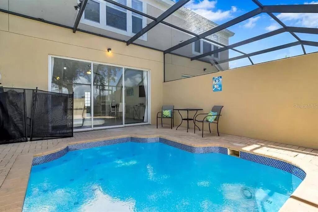 Holiday home Minutes To Disney, Free Water Park & Private Pool *