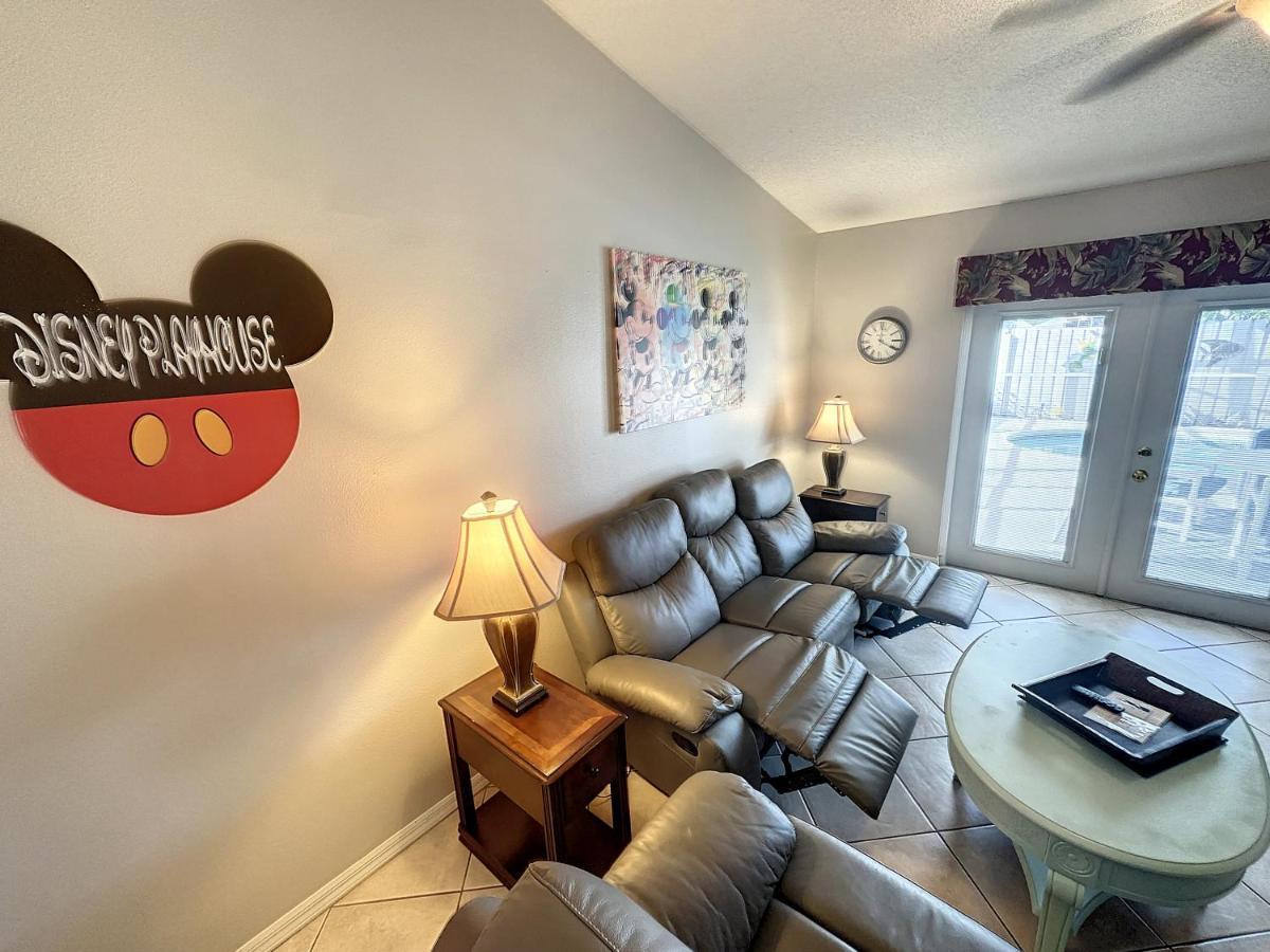 Upgraded Game , Pool Spa, Universal , Close By