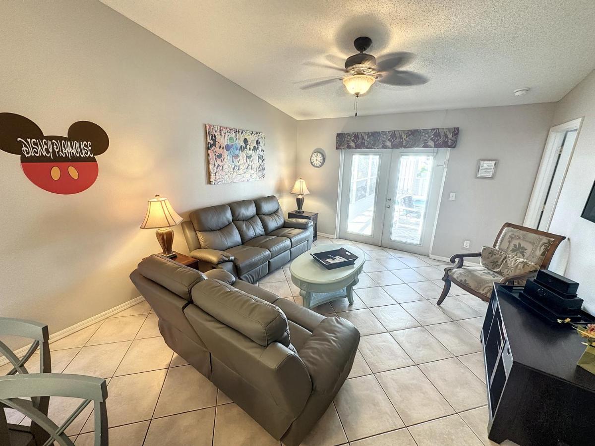 Upgraded Game , Pool Spa, Universal , Close By Holiday home *