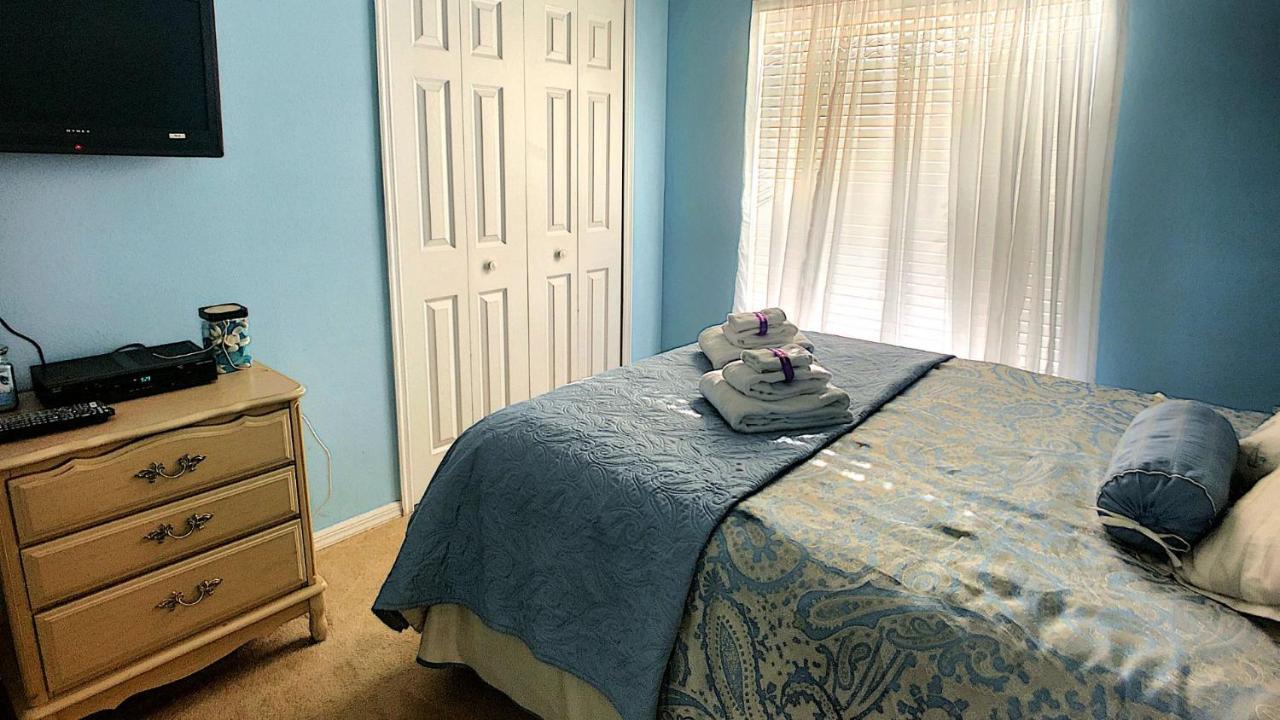 Upgraded Game , Pool Spa, Universal , Close By *