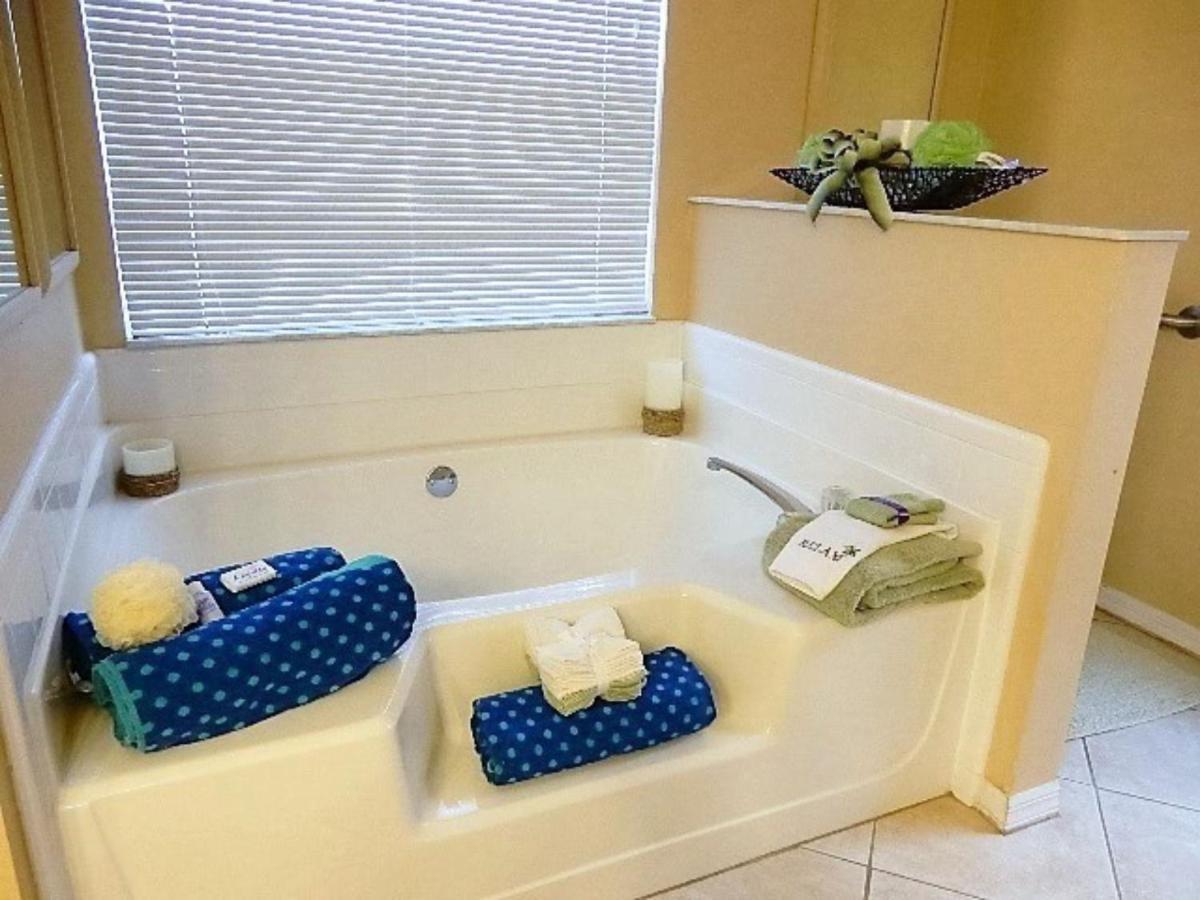 Holiday home Upgraded Game , Pool Spa, Universal , Close By *