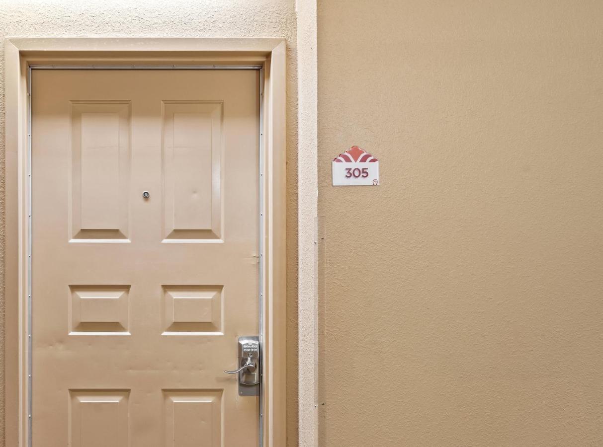 Apartment 1br Free Shuttle To Parks Hs305