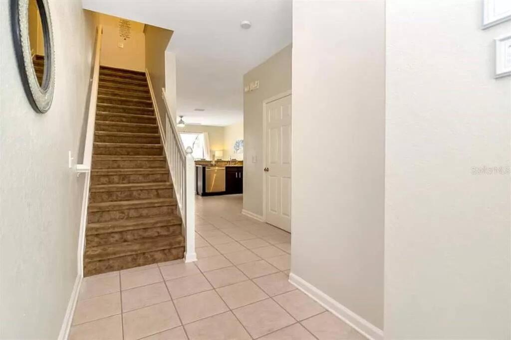 Minutes To Disney, Free Water Park & Private Pool Orlando