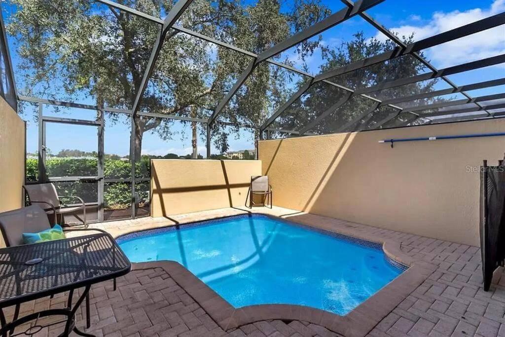 Minutes To Disney, Free Water Park & Private Pool Orlando