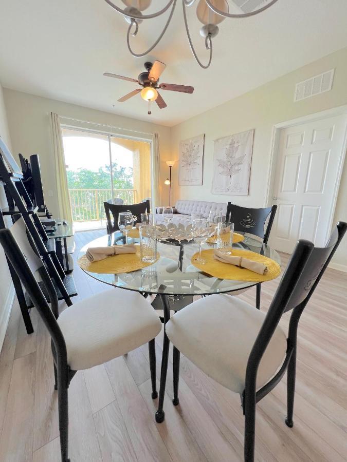 2br 2bath Balcony 5min Conv Center 1496ft Holiday home Orlando