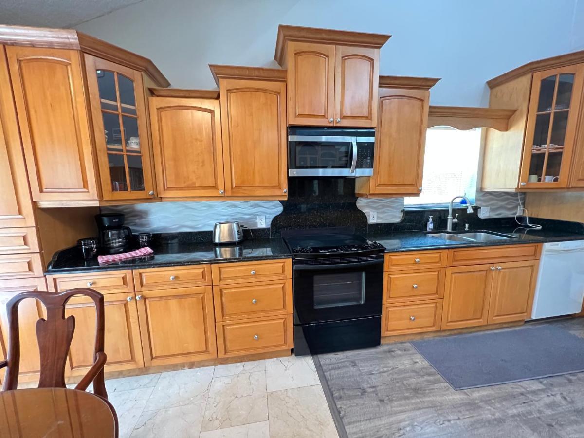Like House, 4 Bedrooms, 3 Bathrooms