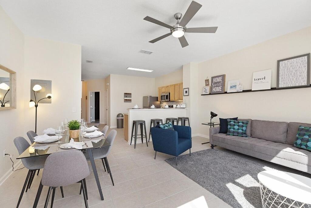 Holiday home Pretty Townhome 2 Miles To Private Pool 2555 Orlando
