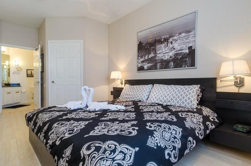 Incredible - 2 Miles From Portal 201 Apartment *