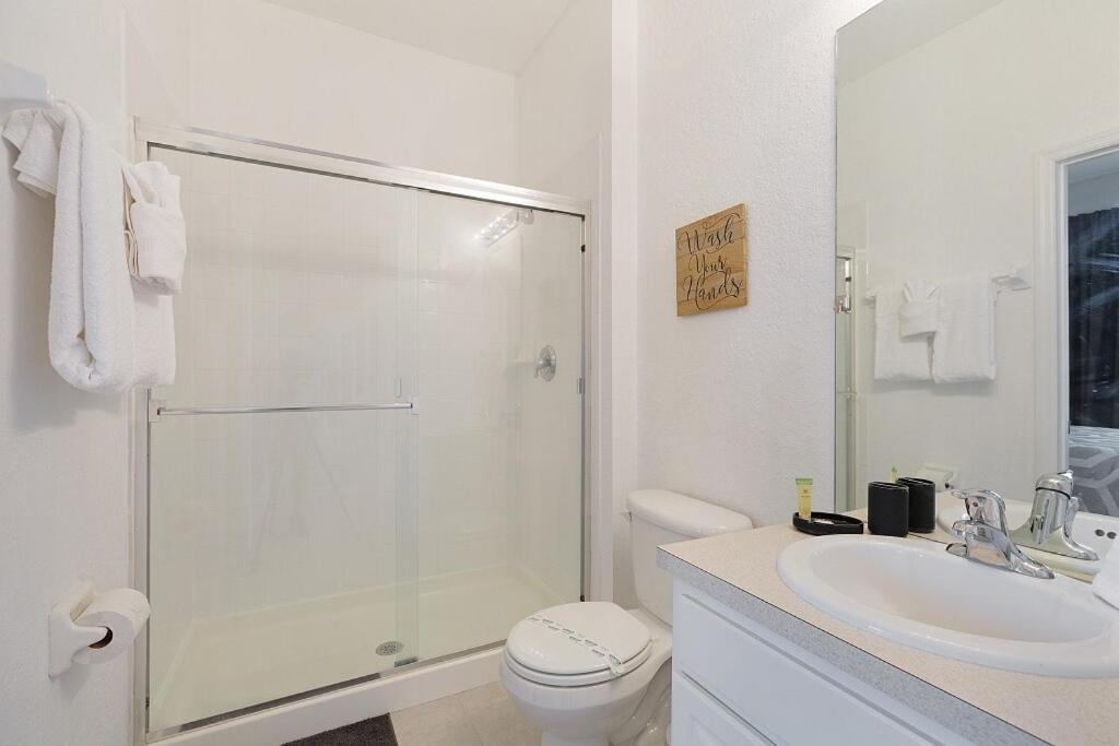 Pretty Townhome 2 Miles To Private Pool 2555 Holiday home Orlando