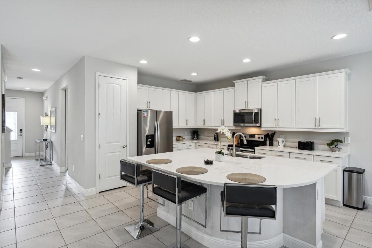 Modern 5 Bedroom Family Close To Disney * Orlando