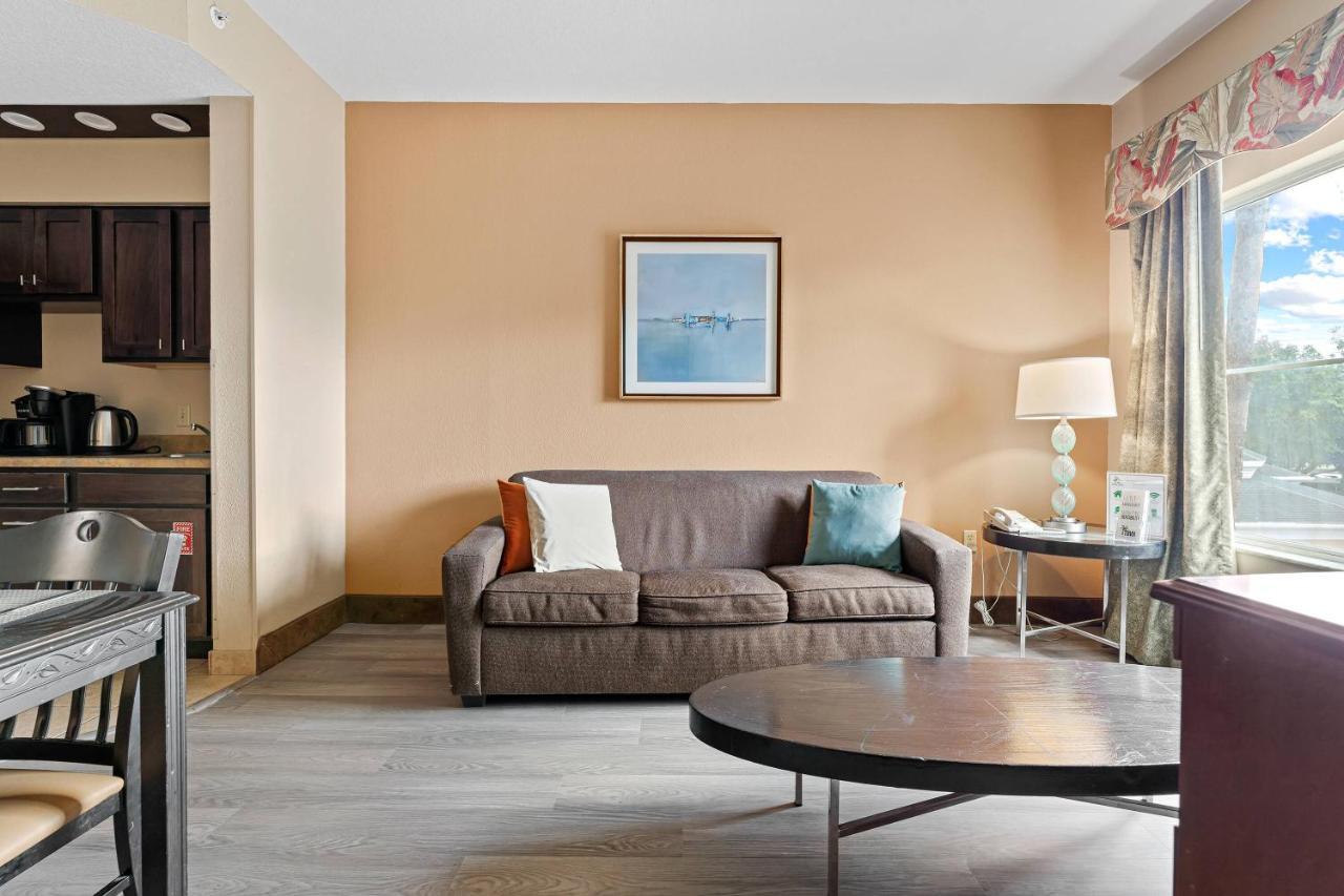 1 Bedroom 3 Miles From Springs Hs307