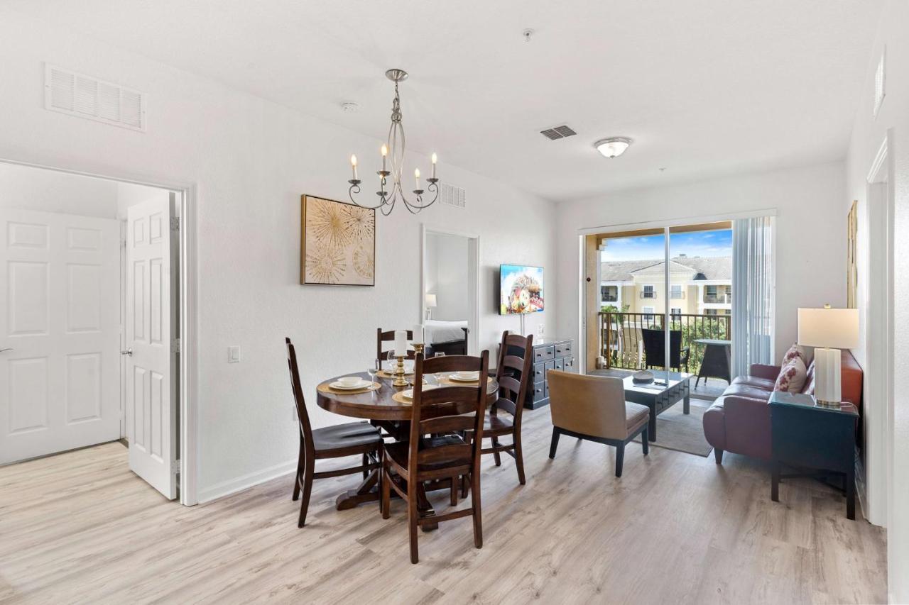 4814 Cayview Avenue 406 * Orlando