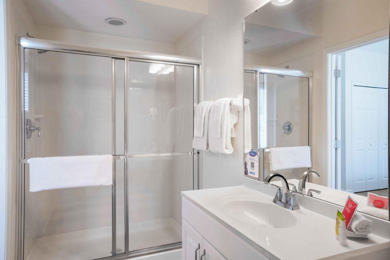 3-story Townhome At Vista Cay Holiday home