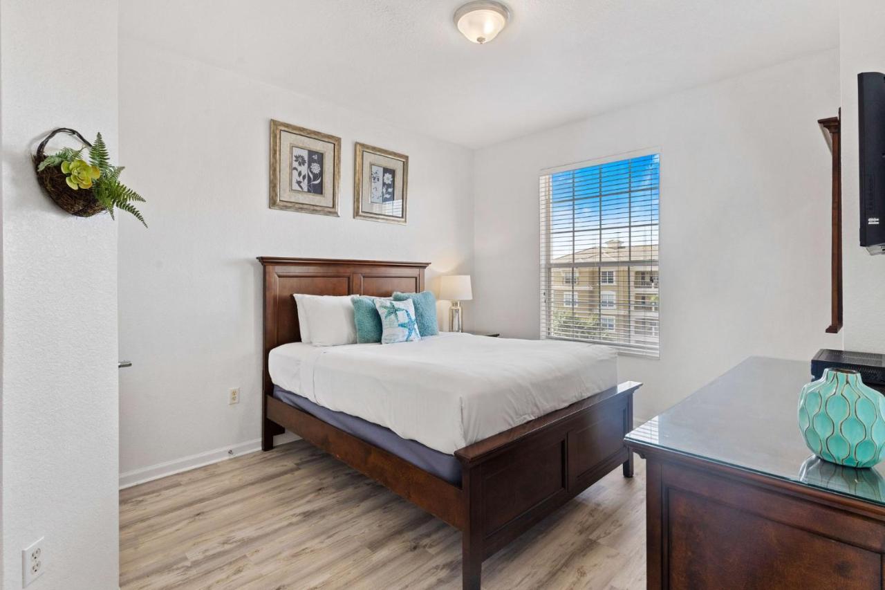 4814 Cayview Avenue 406 Apartment Orlando