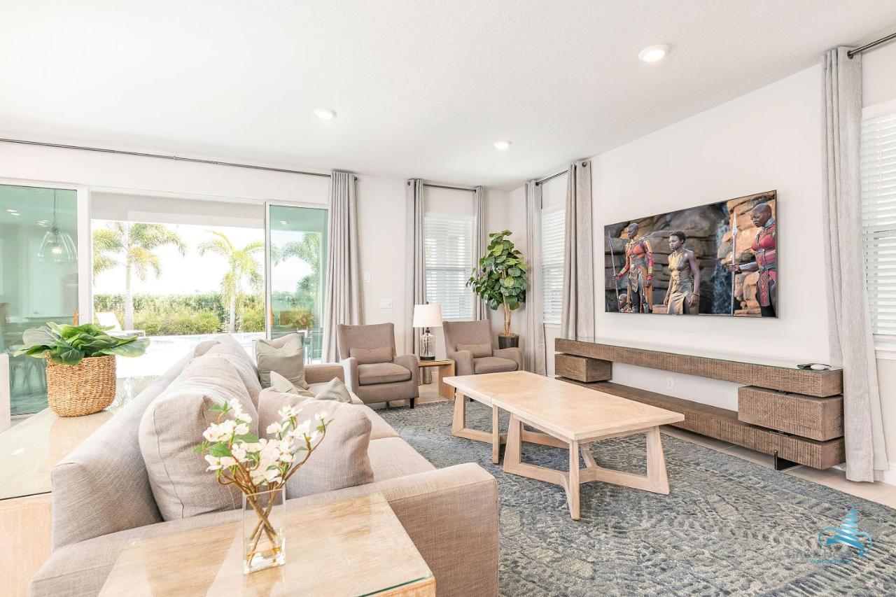 Newly Built Luxury 5bd W Private Pool & *