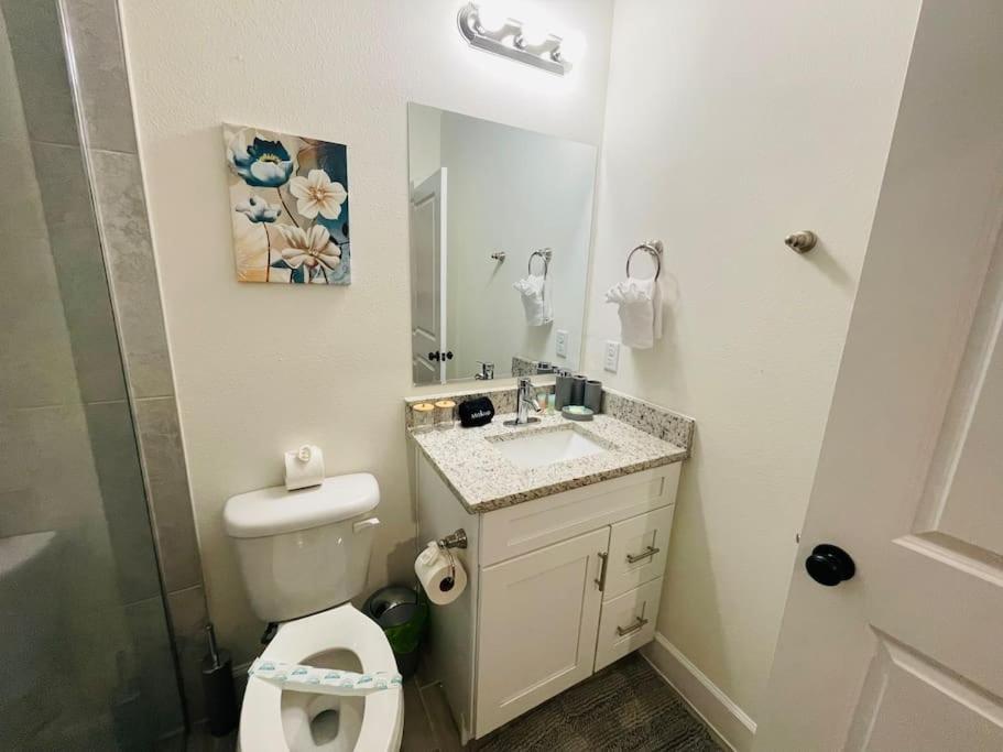 Villa 3bd/3bth Near Downtown