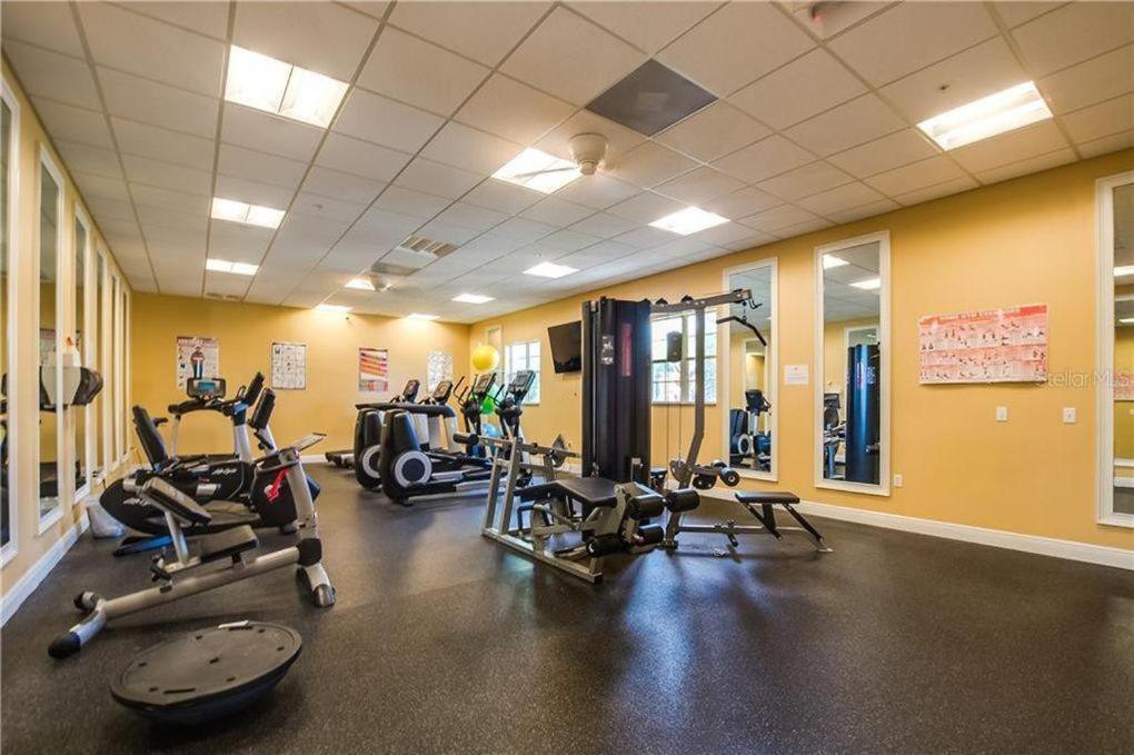 3 Bedrooms Townhome Gated 5 Minutes From