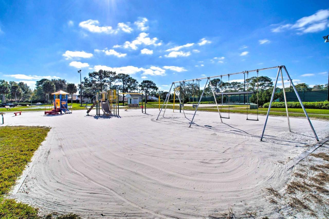Holiday home Vacation With Yard And Pool Access Orlando