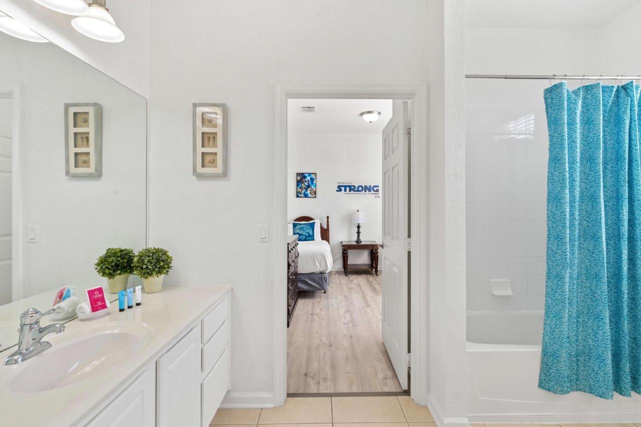4814 Cayview Avenue 406 Apartment