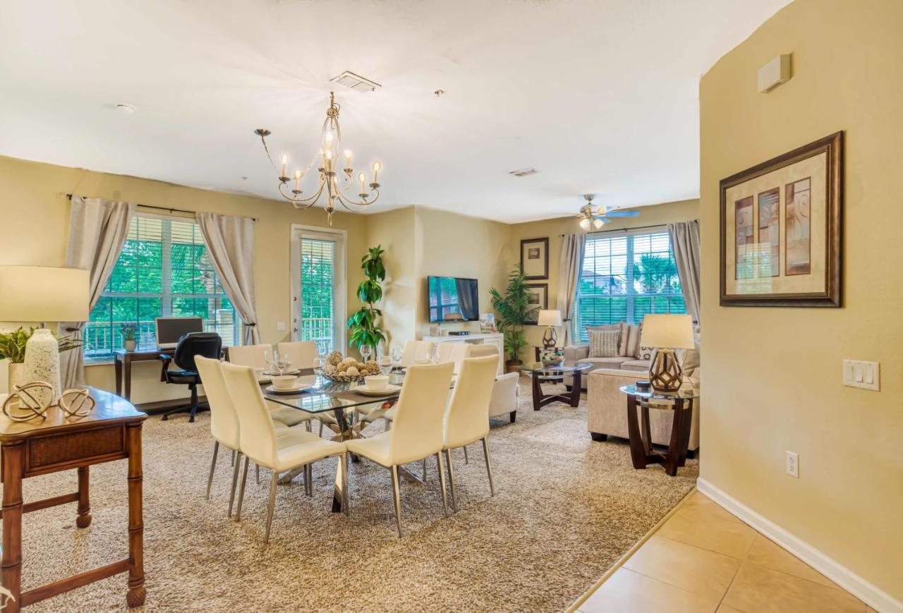 5025 Shoreway Loop #203 *