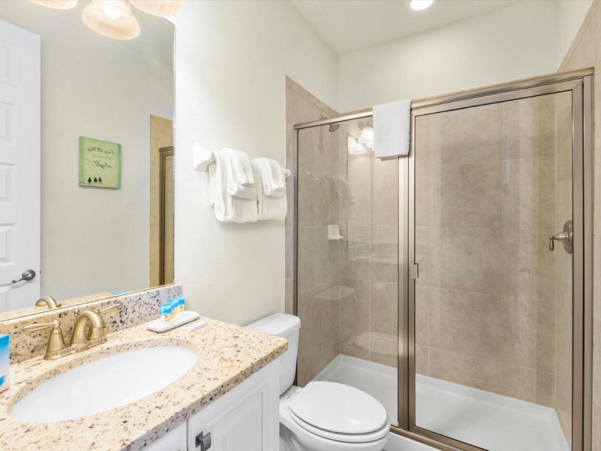 Chic With Private Pool & Game Near By Rentyl - 451n