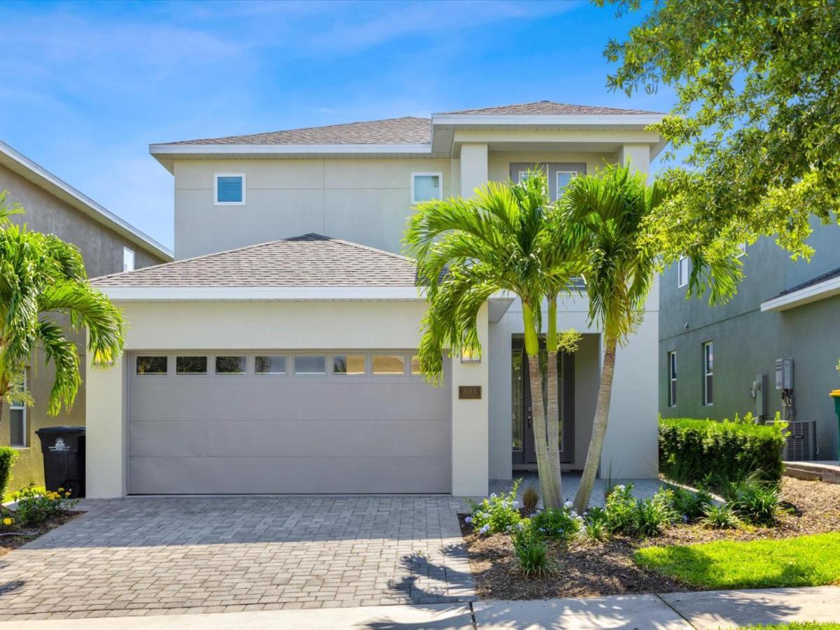 Chic With Private Pool & Game Near By Rentyl - 451n Holiday home *