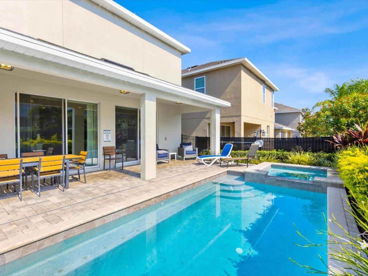 Chic With Private Pool & Game Near By Rentyl - 451n Holiday home