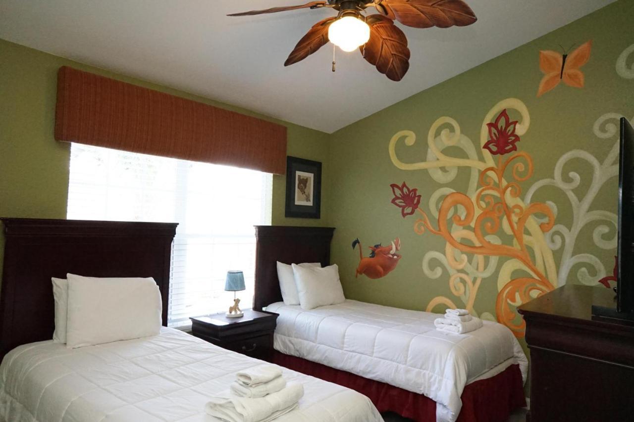 Windsor Hills End Unit, South Facing Pool 7666! Orlando