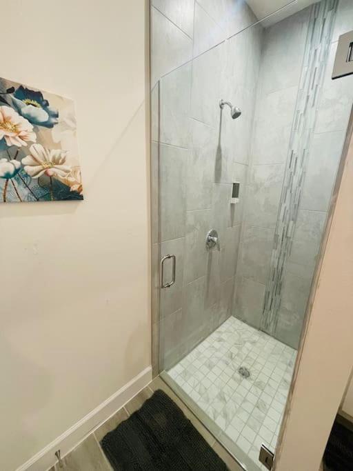 Villa 3bd/3bth Near Downtown *