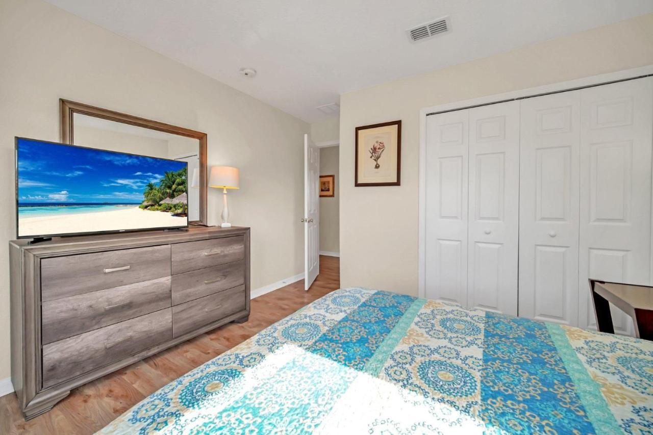 208 Summer Place Orlando